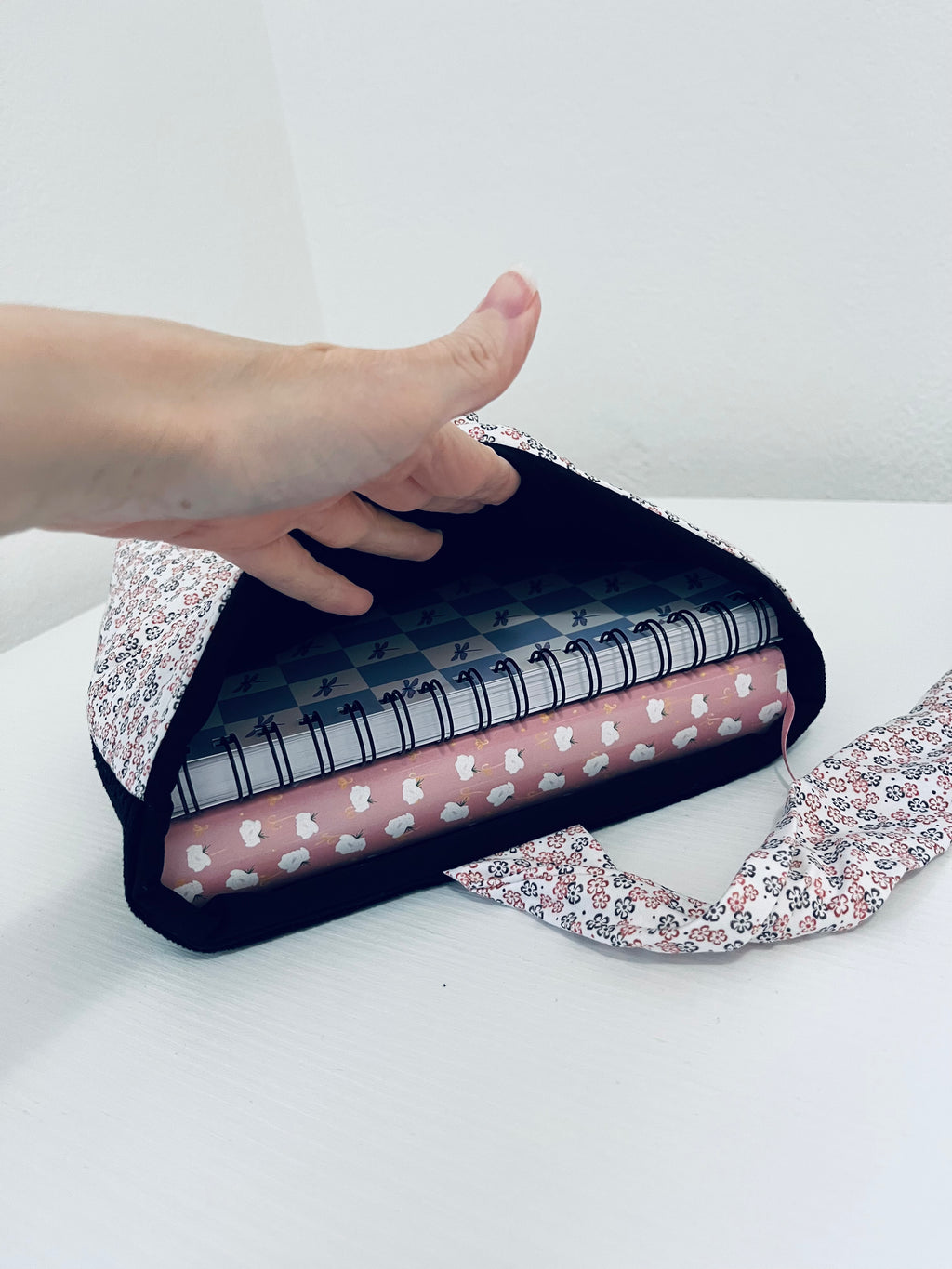 Book cover velluto a costine e fiorellini - pronta consegna